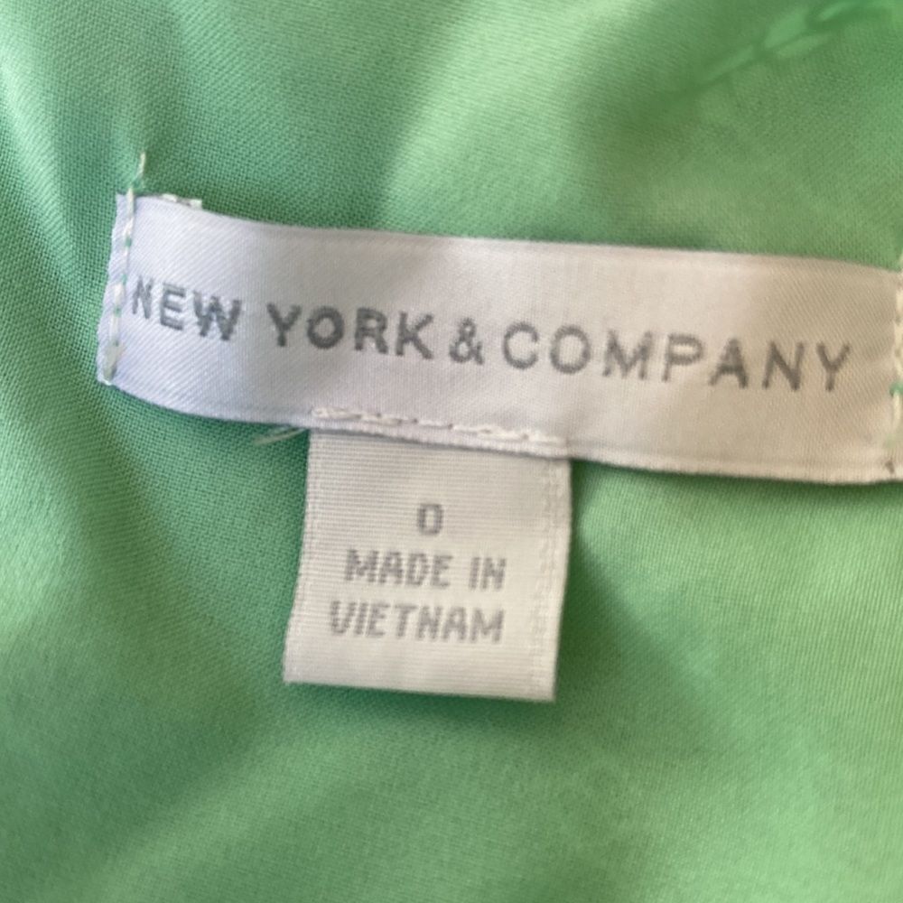 New York & company sleeveless green lace color block sheath dress - Picture 8 of 10